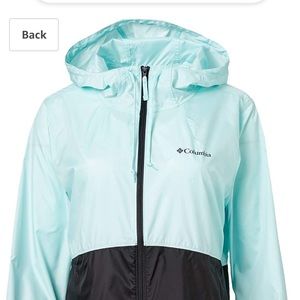 NWT Columbia center ridge windbreaker